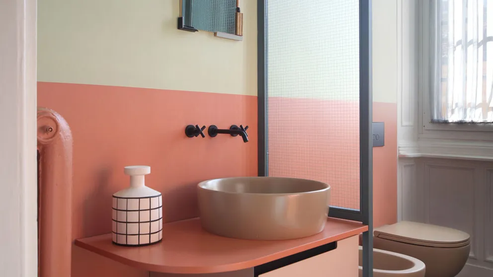 Bathroom Renovation Ideas That Don't Require Breaking Walls